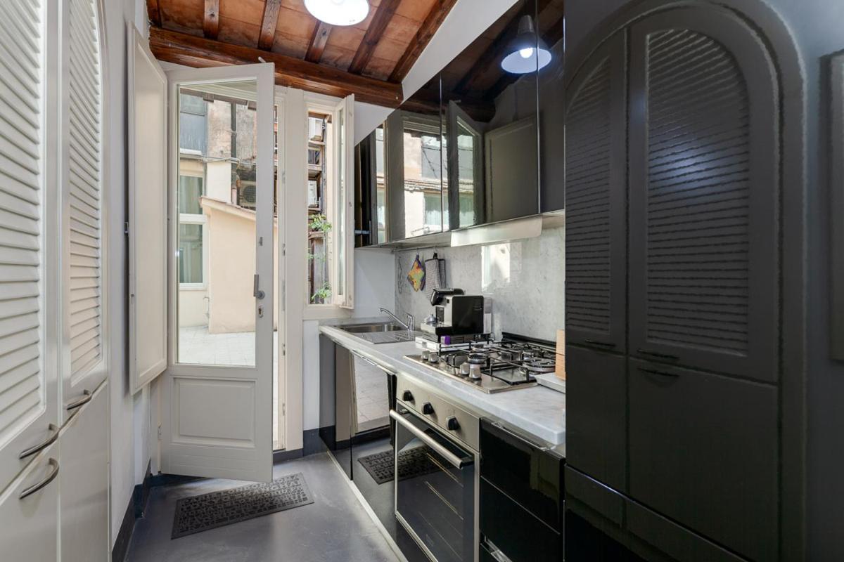 White Style Gambero Apartment Roma Exterior foto